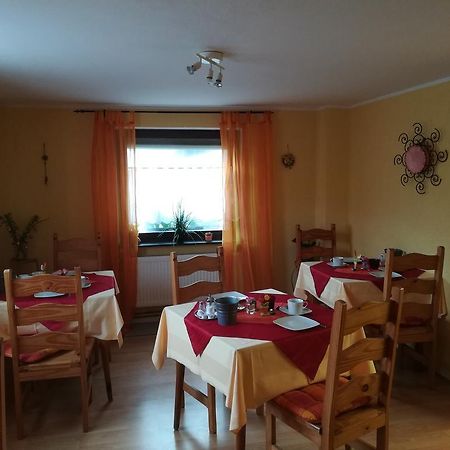 Gastehaus Am Fels Ξενοδοχείο Altenahr Εξωτερικό φωτογραφία