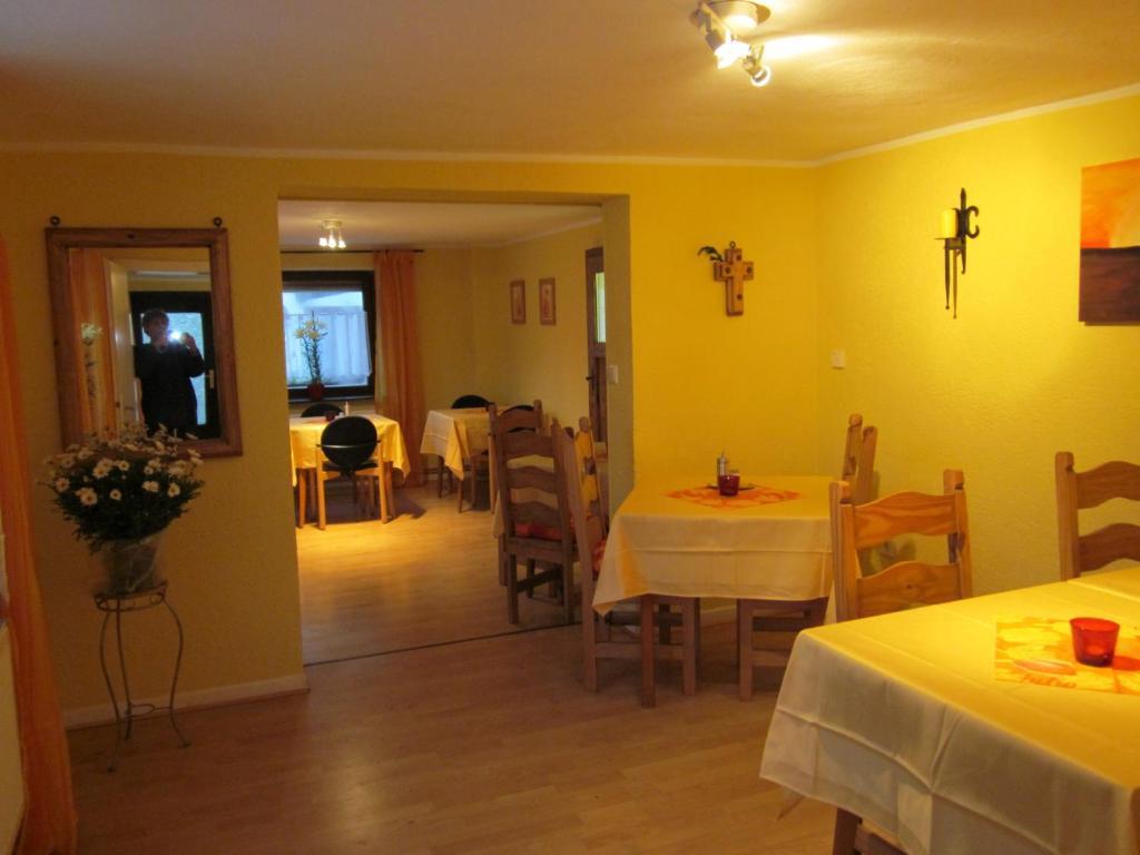 Gastehaus Am Fels Ξενοδοχείο Altenahr Εξωτερικό φωτογραφία