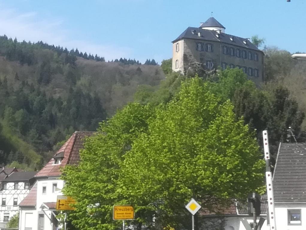 Gastehaus Am Fels Ξενοδοχείο Altenahr Εξωτερικό φωτογραφία